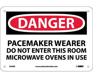 DANGER, PACEMAKER WEARER DO NOT ENTER THIS ROOM, 7X10, RIGID PLASTIC